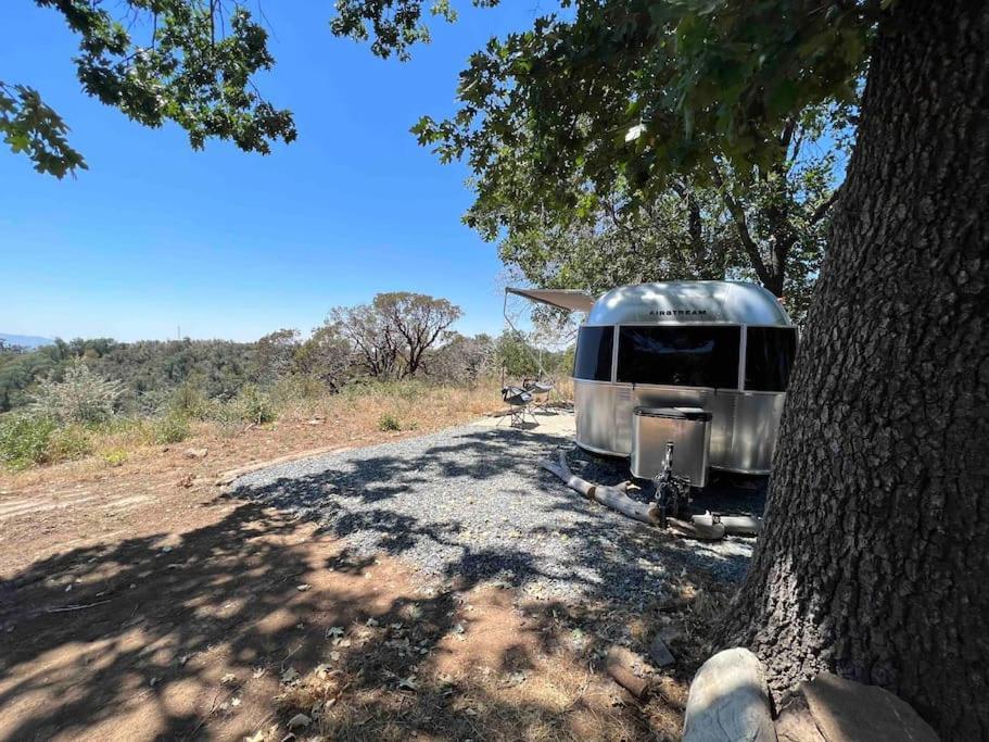 Modern Airstream With Amazing View - 10 To 15 Minutes From Kings Canyon National Park Dunlap Exterior foto